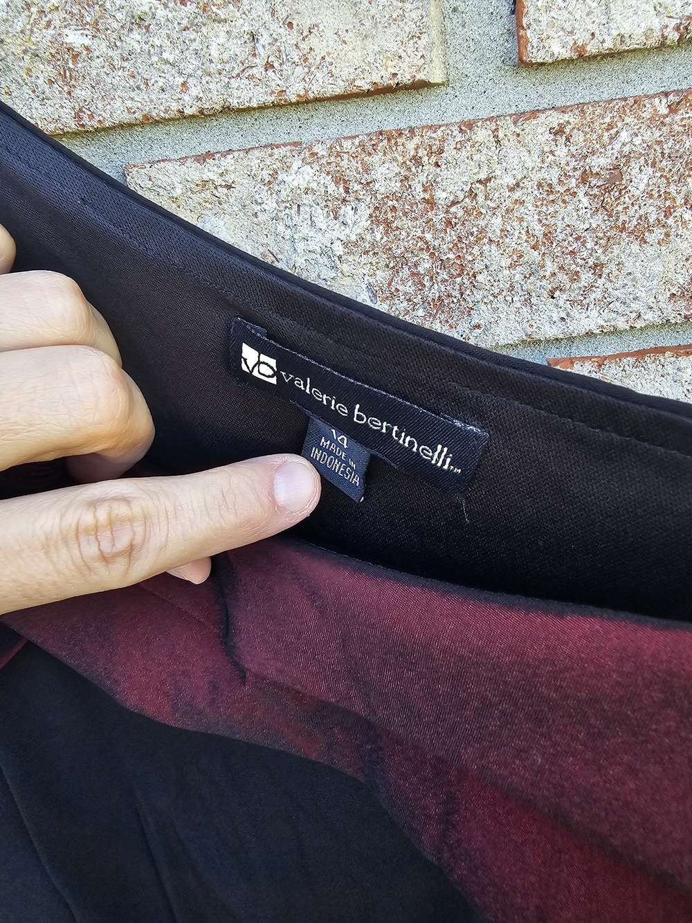 Valerie Bertinelli Women's Black and Wine Two-Tone Skirt